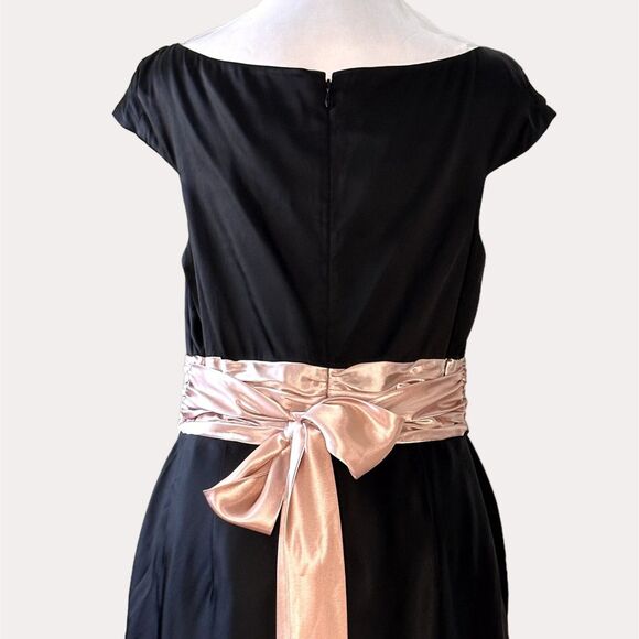 Adrianna Papell Satin Dress Pleated Color Block Black Tan 10 - Picture 6 of 12